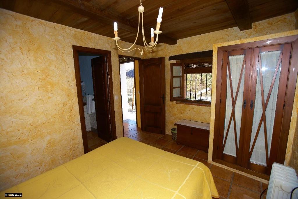 Hotel Enrique Calvillo *